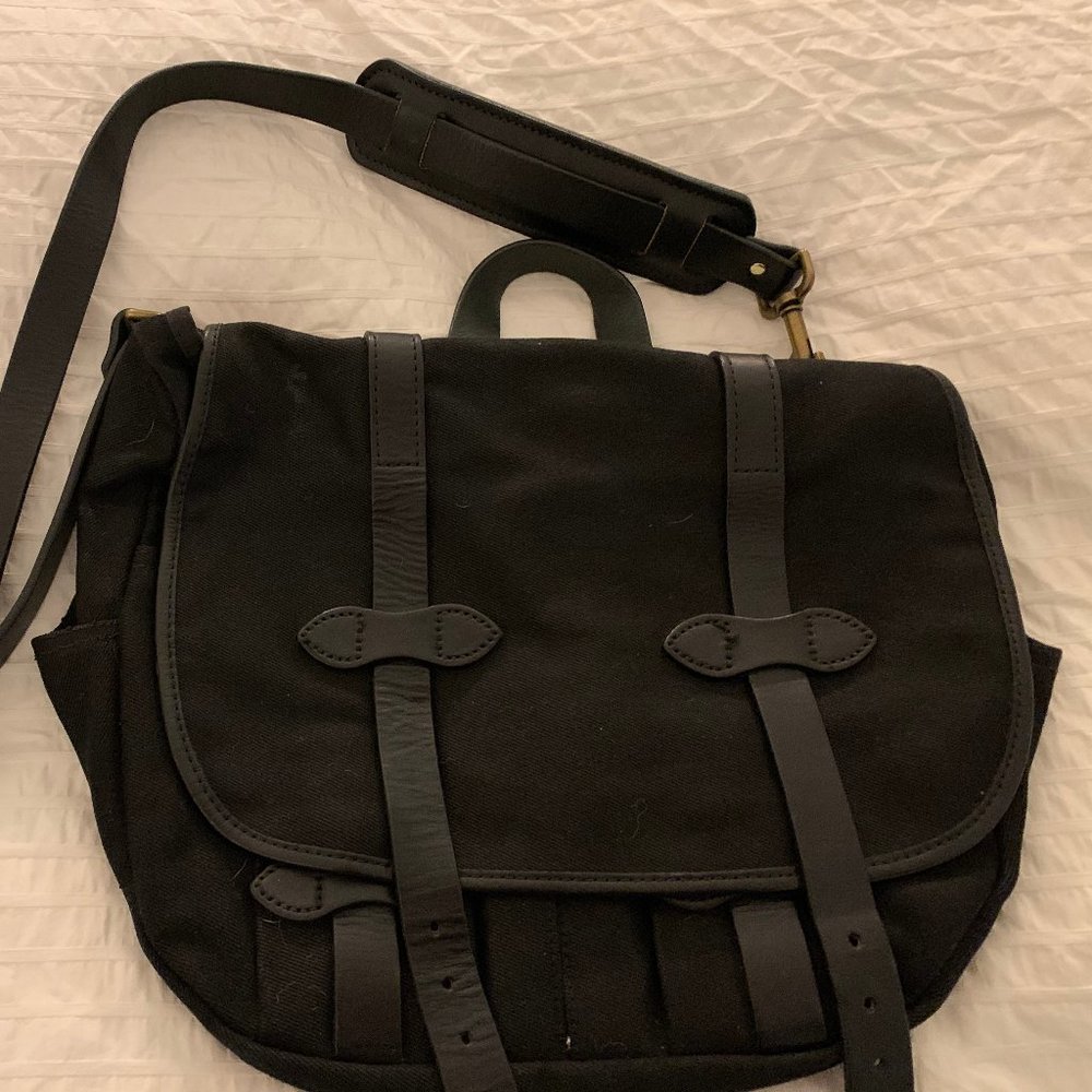 Filson MEDIUM RUGGED TWILL FIELD BAG 14L